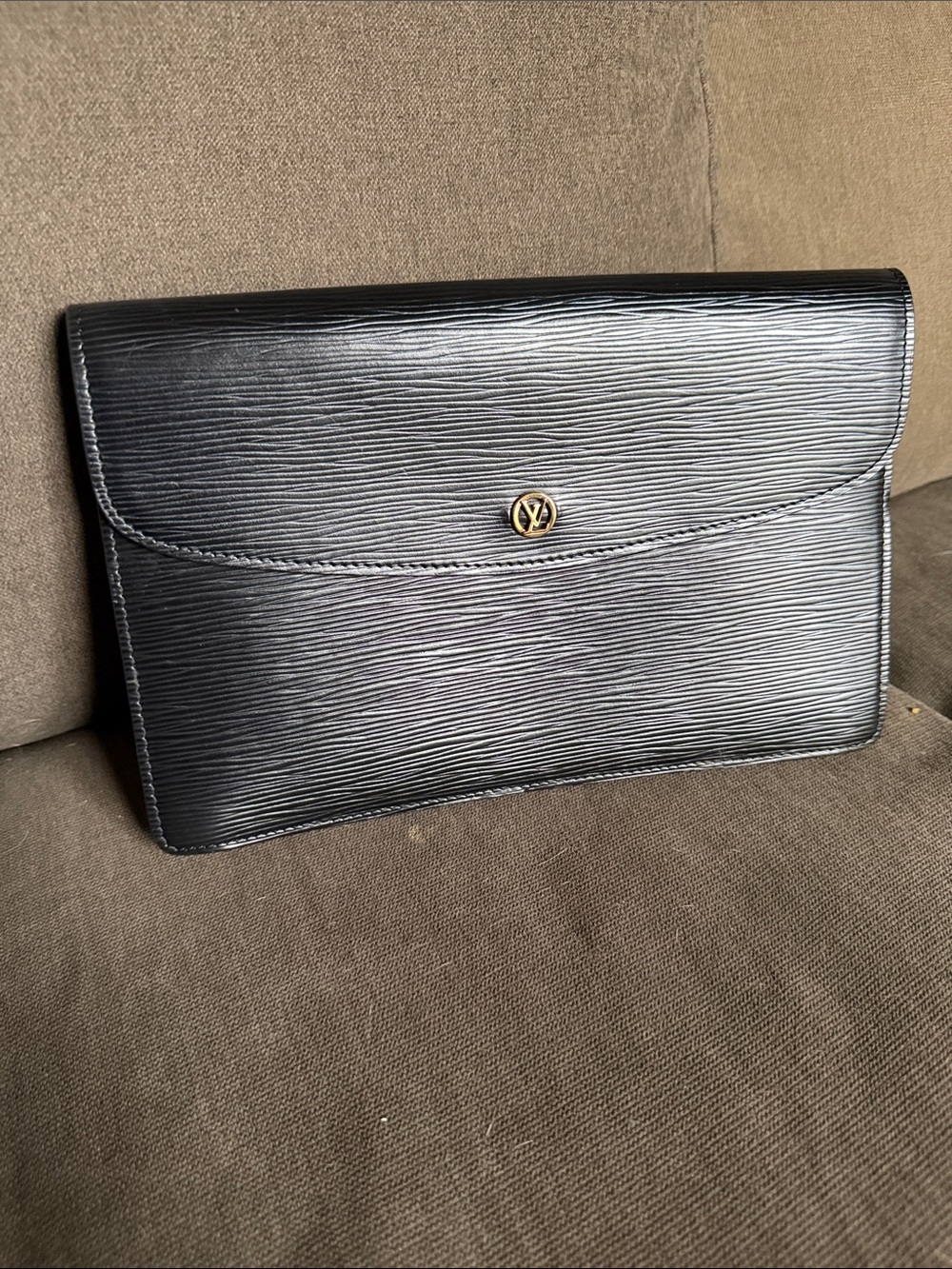 Like New Louis Vuitton Epi Montaigne Clutch